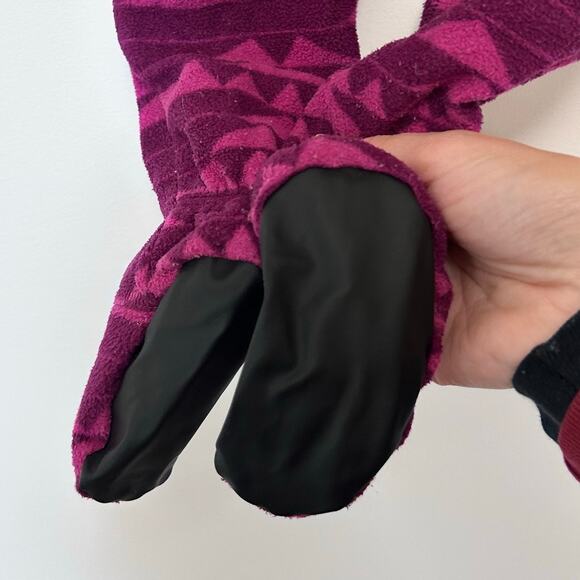 LL Bean Magenta Fleece One Piece Footie Outfit Sz 6-12M - Picture 4 of 6